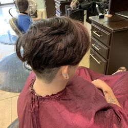 The Cutting Edge Hair Studio