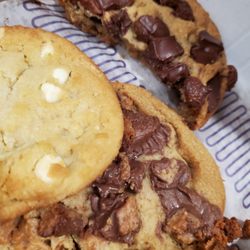 Insomnia Cookies