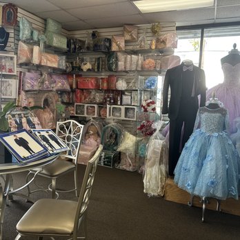 Cindy's Formal Wear - Inside - Formal Wear Near Me - Los Angeles, California