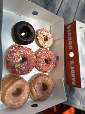 Randy’s Donuts by null