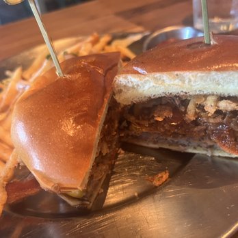 Eureka! - American Near Me - Roseville, California