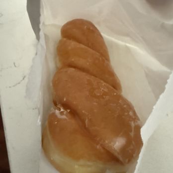 Donut Island - Glazed twist - Bakeries Near Me - Long Beach, California