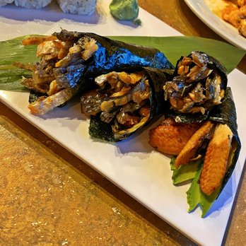 Junz - Handrolls! Salmon skin and unagi/avocado - Japanese Near Me - Parker, Colorado