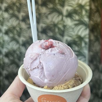 Frankie & Jo's - Capitol Hill - Strawberry mylk & carrot cake flavor - Ice Cream & Frozen Yogurt Near Me - Seattle, Washington