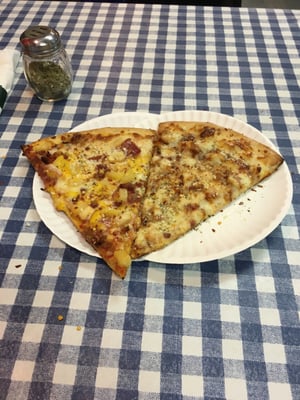 Old School N.Y. Pizza by null