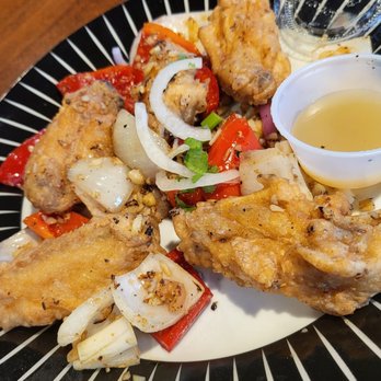 Golden Gate Pho - Salt & Pepper Chicken Wings - Vietnamese Near Me - Oakley, California