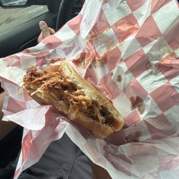 Pulled Pork Sandwich Pulled Pork Sandwich