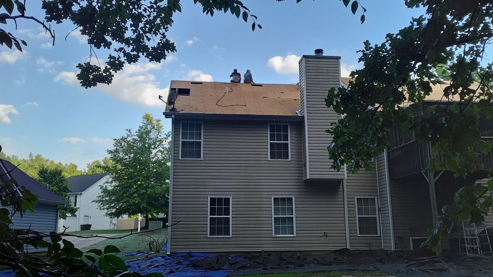 Slide of Gómez Roof Repairs And Gutter Cleaning