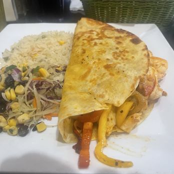 El Fogon - Quesadillas with a side of white rice and veggies - Mexican Near Me - West Des Moines, Iowa El Fogon - Quesadillas with a side of white rice and veggies - Mexican Near Me - West Des Moines, Iowa