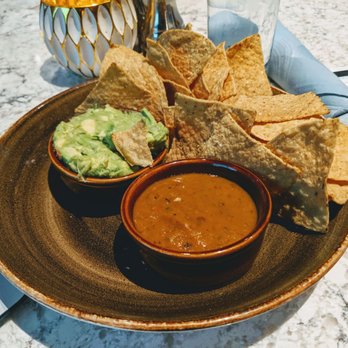 The Living Room - Chips and guac - Cocktail Bars Near Me - Chicago, Illinois The Living Room - Chips and guac - Cocktail Bars Near Me - Chicago, Illinois