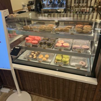Le Cafe Bakery - bagels and other baked goods - Bakeries Near Me - Boston, Massachusetts