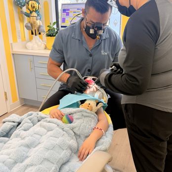 Tiny Tooth Co. - Dr. Andrew working his magic! - Pediatric Dentists Near Me - Costa Mesa, California Tiny Tooth Co. - Dr. Andrew working his magic! - Pediatric Dentists Near Me - Costa Mesa, California
