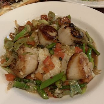 Fiorella's Cucina - Italian Near Me - Newton, Massachusetts