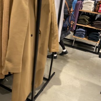 Theory Rosemont Outlet - Women's Clothing Near Me - Rosemont, Illinois