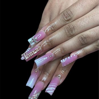 Dream Nails - Nail Salons Near Me - Kennesaw, Georgia
