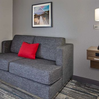 Hampton Inn Daytona/Ormond Beach - Guest room - Hotels Near Me - Ormond Beach, Florida