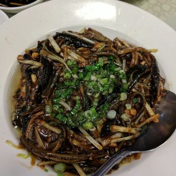 Shanghai Flavor - Eel with chives, good but a little too sweet - Shanghainese Near Me - Fremont, California Shanghai Flavor - Eel with chives, good but a little too sweet - Shanghainese Near Me - Fremont, California