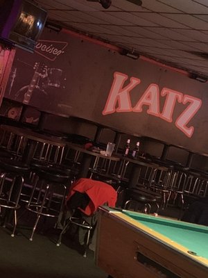 Katz Lounge by null