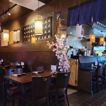 Kimu Sushi - Sushi Bars Near Me - Long Beach, California
