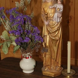 St Dominic's Girls School - Another beautiful statue