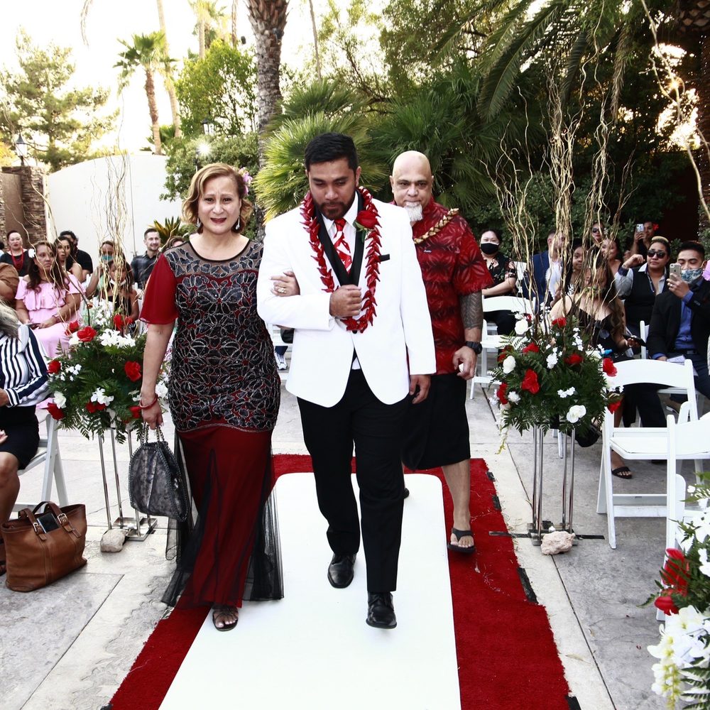 unique vintage gown of proud mama with groom & dad unique vintage gown of proud mama with groom & dad