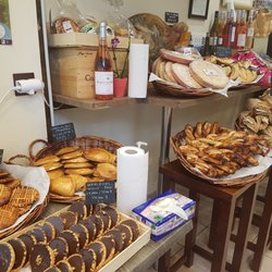 Le Petit Jacques - Some good and fresh pastries
