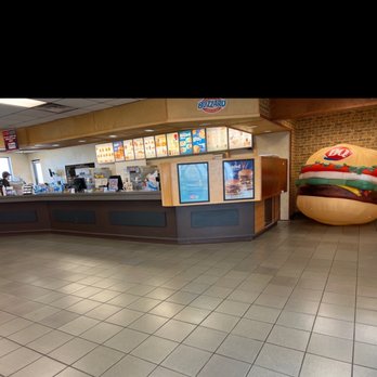 Dairy Queen Grill & Chill - Ordering station - Fast Food Near Me - Billings, Oklahoma