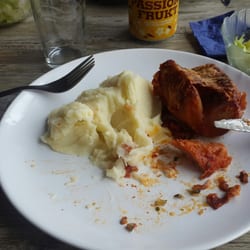 Kök1 DaCapo - Falukorv med potatismos. Kanske inte så kul på bild, men riktigt god!