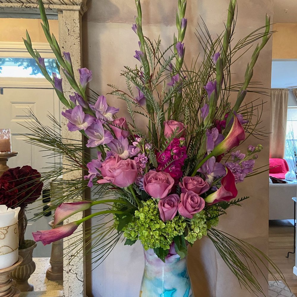 Sending Blooms - Florists Near Me - Burlington, Kentucky Sending Blooms - Florists Near Me - Burlington, Kentucky