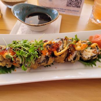 Views Restaurant - Tempuravsushi stuffed with crab. - American Near Me - Lanai City, Hawaii Views Restaurant - Tempuravsushi stuffed with crab. - American Near Me - Lanai City, Hawaii