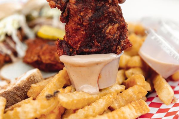 Jojo’s Hot Chicken by null