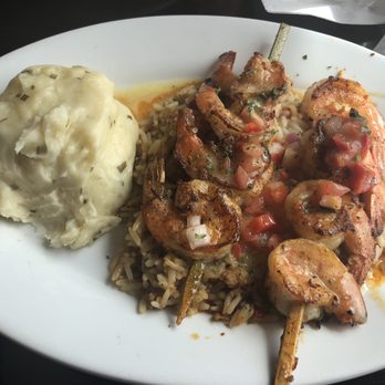 Ruby Tuesday - $3 entree, amazing mashed potato! - Burgers Near Me - Alcoa, Tennessee