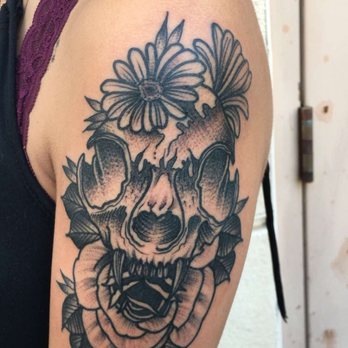 Red Tide Tattoo - Piercing Near Me - Murrieta, California Red Tide Tattoo - Piercing Near Me - Murrieta, California