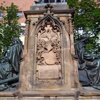 Martin Behaim Denkmal - Funeral Services & Cemeteries Near Me - Nuremberg, BY