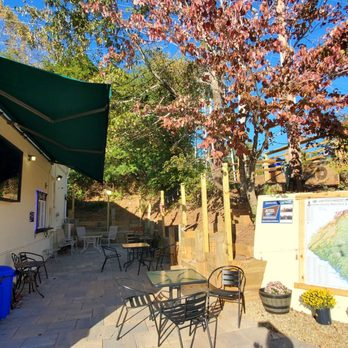 Twice A Town Taproom - courtyard area with TV and window to order - Beer Bar Near Me - Salem, South Carolina Twice A Town Taproom - courtyard area with TV and window to order - Beer Bar Near Me - Salem, South Carolina