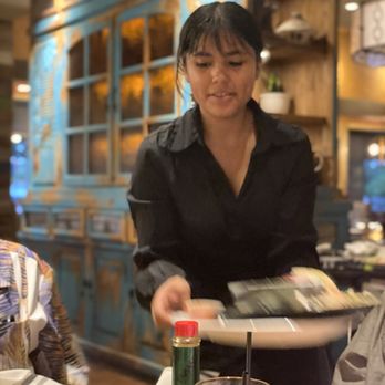 Uncle Julio's - Diana the superstar server (give this woman a raise). She was awesome - Mexican Near Me - Vernon Hills, Illinois