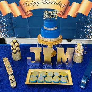 Vons - Here is the cake from Vons - Grocery Near Me - Grover Beach, California Vons - Here is the cake from Vons - Grocery Near Me - Grover Beach, California