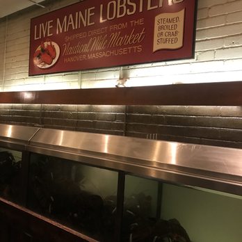 Shaw's Crab House - Seafood Near Me - Chicago, Illinois