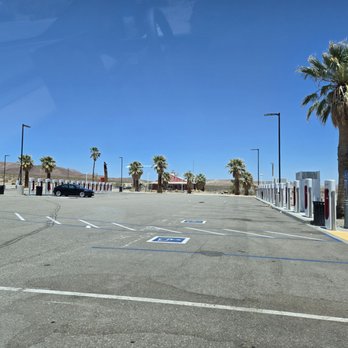 Mis Pinchis Tacos - Tesla charging stations - Tacos Near Me - Yermo, California