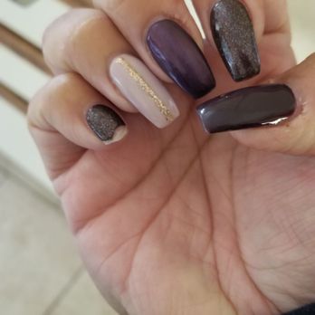 TJ Nails - And yet another broken nail! Don't waste ur time & money - Nail Salons Near Me - Whittier, California TJ Nails - And yet another broken nail! Don't waste ur time & money - Nail Salons Near Me - Whittier, California