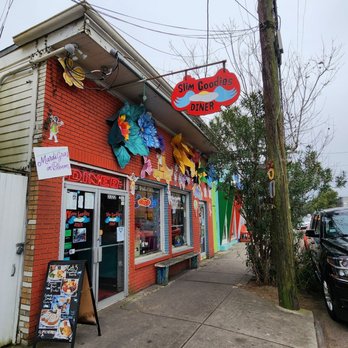 Slim Goodies Diner - Outside - Breakfast & Brunch Near Me - New Orleans, Louisiana