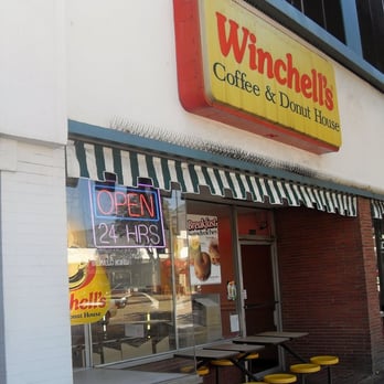 Winchell's Donut House - Donuts Near Me - Pasadena, California