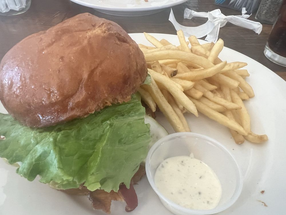 Tomichi Creek Trading Post Logo