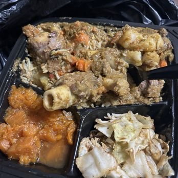 Traphouse Caribbean - Braised Oxtail Plate - Caribbean Near Me - Austin, Texas