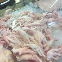 Chicken Feet (toenails still in tact) Chicken Feet (toenails still in tact)