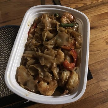 Thai Super - NF3. Drunken Noodle with shrimp - Thai Near Me - New York, New York Thai Super - NF3. Drunken Noodle with shrimp - Thai Near Me - New York, New York