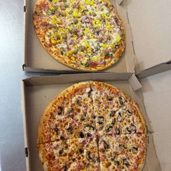 Giant New York Pizza & Deli