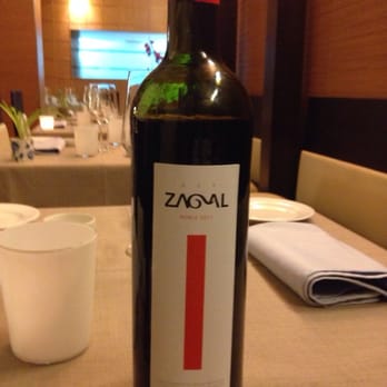 Damasqueros - 3rd pairing: blend of Tempranillo, Merlot, Cabernet Sauvignon - Spanish Near Me - Granada, GR