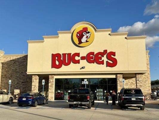 BUC-EES - Updated January 2026 - 268 Photos & 128 Reviews - 2500 Buc-ee ...