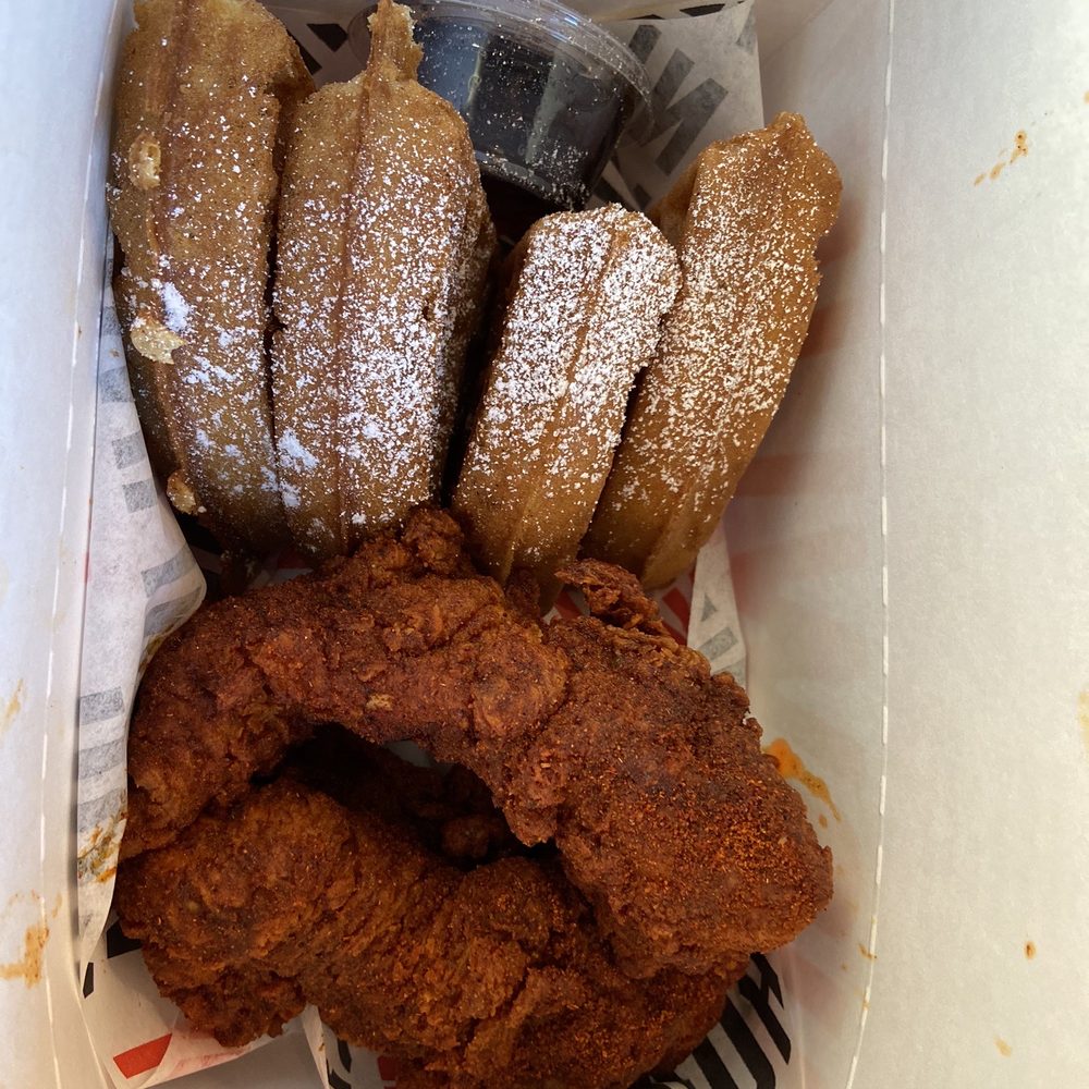 Howlin' Ray's - Chicken and waffles - Southern Near Me - Pasadena, California Howlin' Ray's - Chicken and waffles - Southern Near Me - Pasadena, California